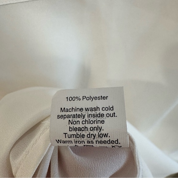 J. Crew Cream Sleeveless Blouse - Picture 4 of 4